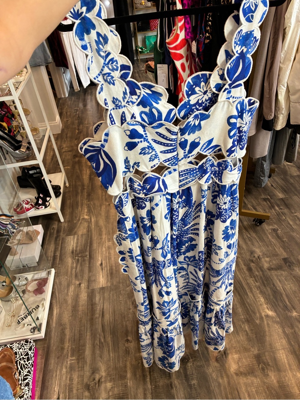 Farm Rio Flowerful Birds Cutout Midi Dress in a blue and white colorway size XL - Picture 4 of 5